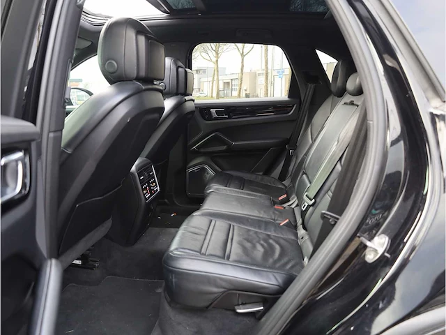 Porsche cayenne 3.0, automaat, 2017, r-683-ld - afbeelding 13 van  40