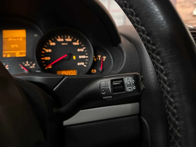 Porsche cayenne 3.0 d v6 240pk 2009, 82-jdt-1 - afbeelding 19 van  43