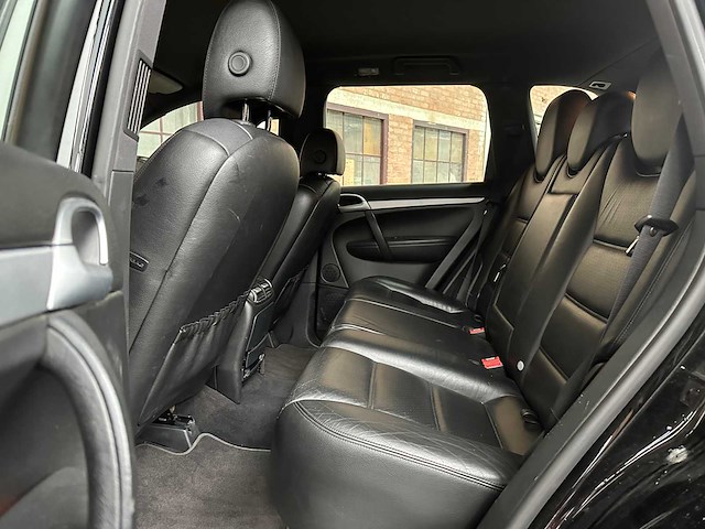 Porsche cayenne 3.0 d v6 240pk 2009, 82-jdt-1 - afbeelding 29 van  43