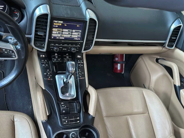 Porsche cayenne 3.0 d v6 platinum edition (facelift) 239pk 2017, g-774-rb - afbeelding 44 van  52