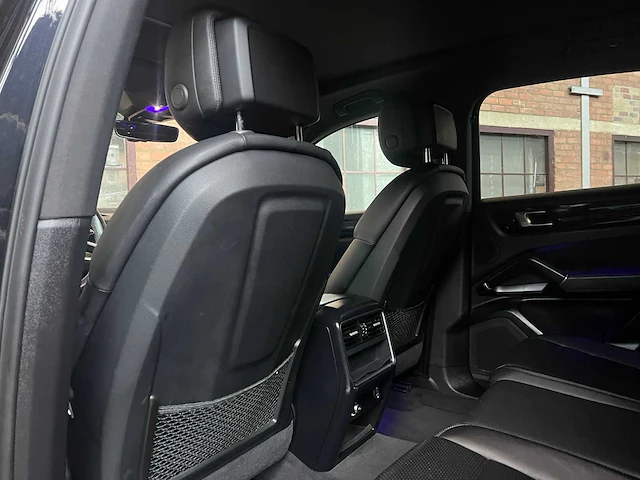 Porsche cayenne 3.0 v6 340pk 2019 (new-model) - afbeelding 28 van  48