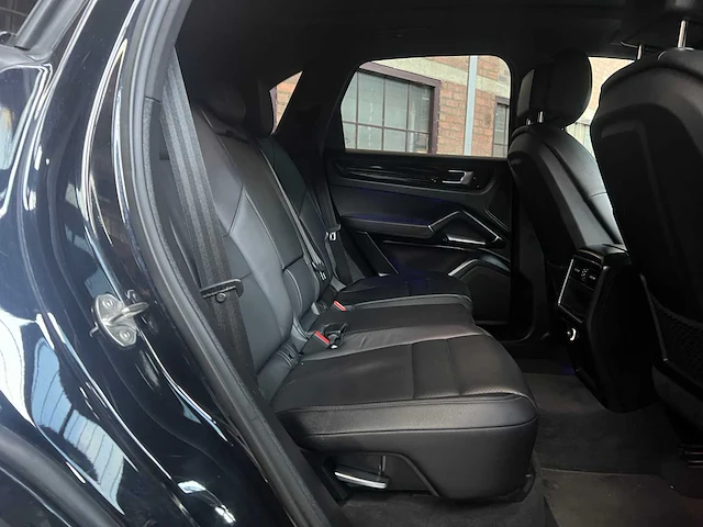 Porsche cayenne 3.0 v6 340pk 2019 (new-model) - afbeelding 33 van  48