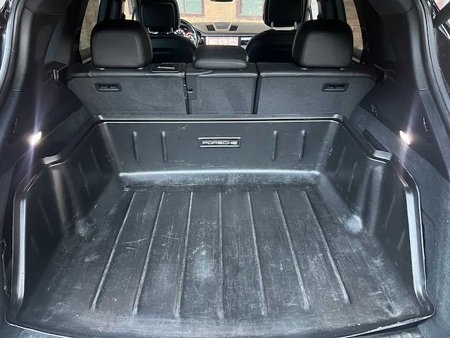 Porsche cayenne 3.0 v6 340pk 2019 (new-model) - afbeelding 37 van  48
