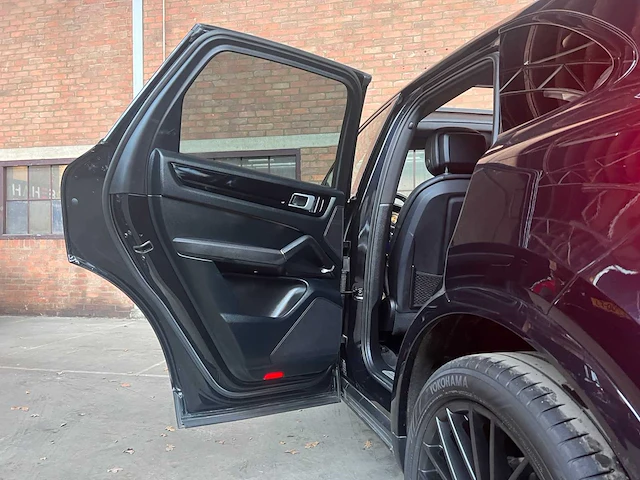 Porsche cayenne 3.0 v6 340pk 2019 (new-model) - afbeelding 39 van  48