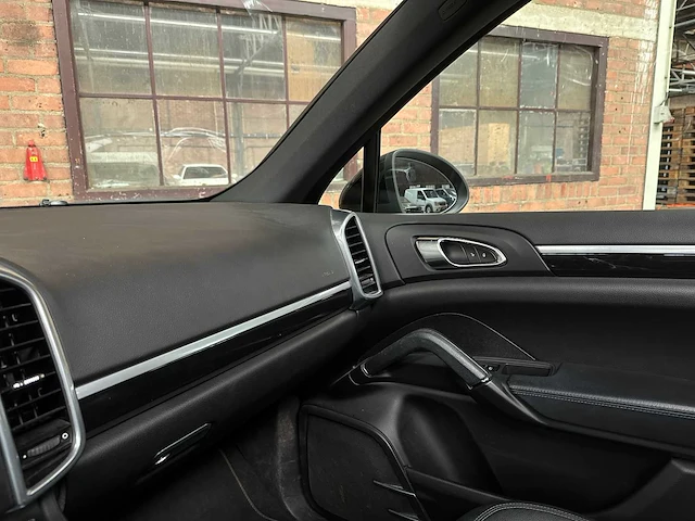 Porsche cayenne 3.6 299pk 2012, 5-tbr-27 - afbeelding 21 van  44