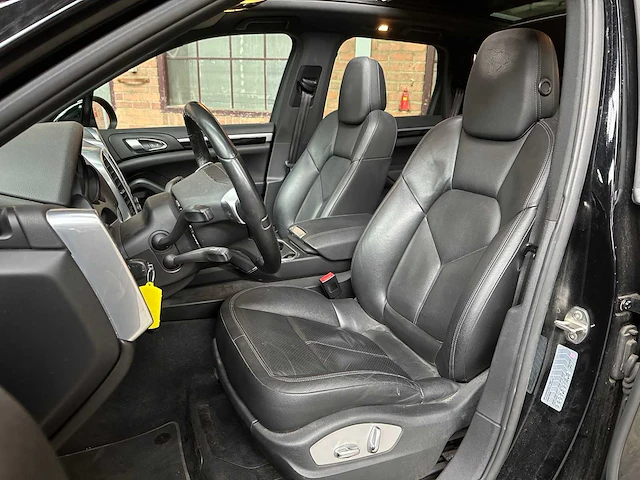 Porsche cayenne 3.6 299pk 2012, 5-tbr-27 - afbeelding 38 van  44
