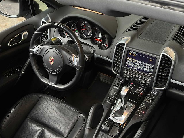 Porsche cayenne 3.6 299pk 2012, 5-tbr-27 - afbeelding 31 van  44