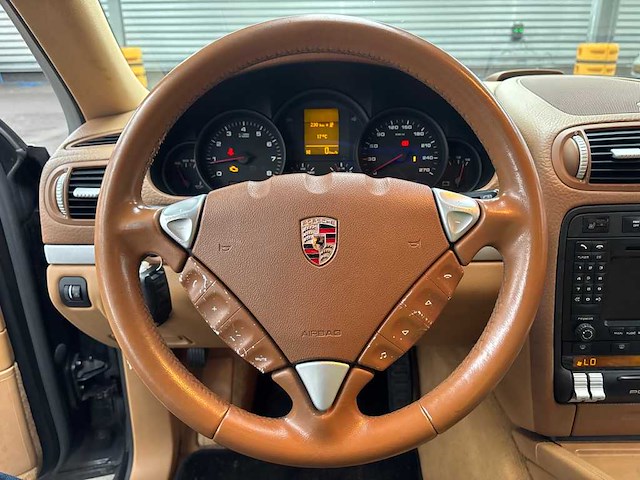 Porsche cayenne 3.6 , 49-zff-2 - afbeelding 15 van  17
