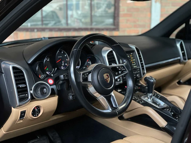 Porsche cayenne 3.6 (facelift) 305pk 2016 - afbeelding 13 van  47