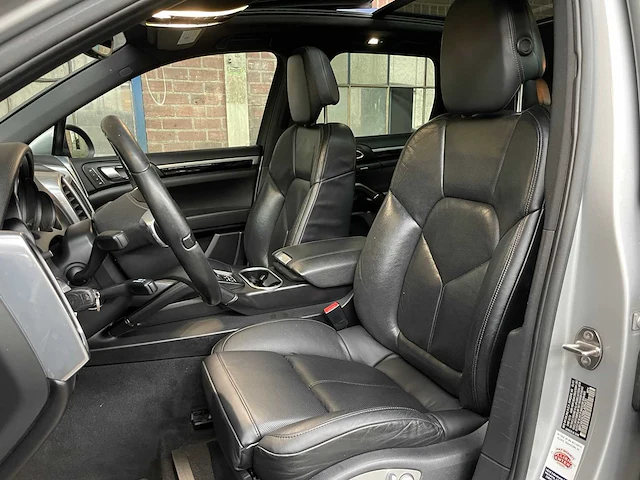 Porsche cayenne 3.6 v6 300pk 2011 - afbeelding 18 van  43