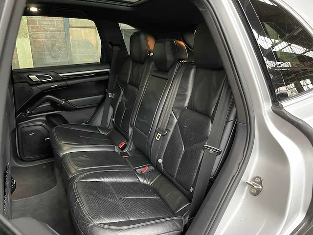 Porsche cayenne 3.6 v6 300pk 2011 - afbeelding 20 van  43