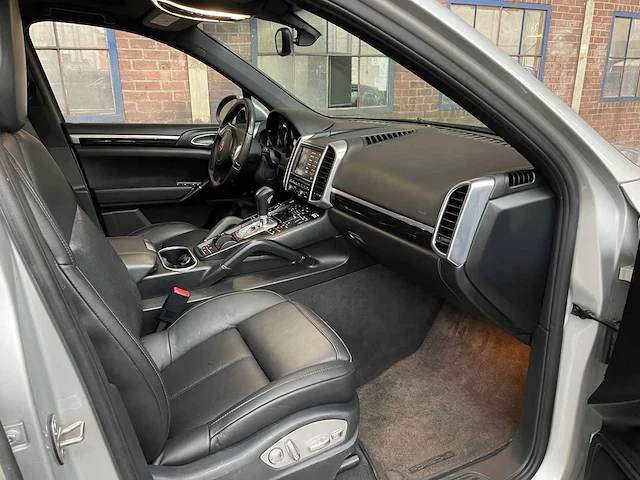 Porsche cayenne 3.6 v6 300pk 2011 - afbeelding 21 van  43