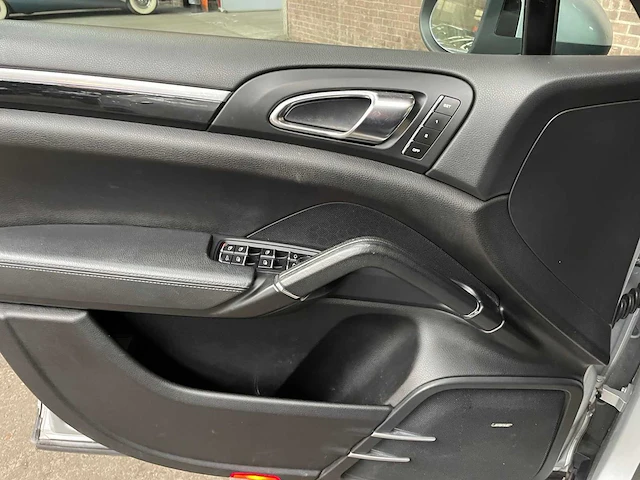 Porsche cayenne 3.6 v6 300pk 2011 - afbeelding 28 van  43