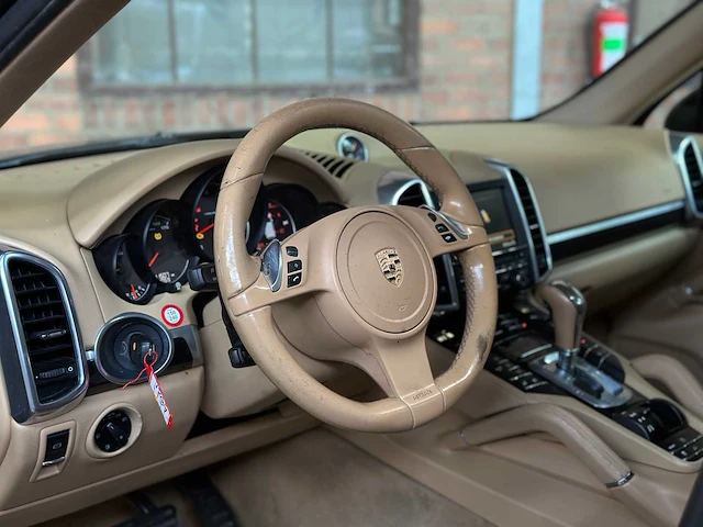 Porsche cayenne 3.6 v6 300pk 2012 - afbeelding 10 van  44