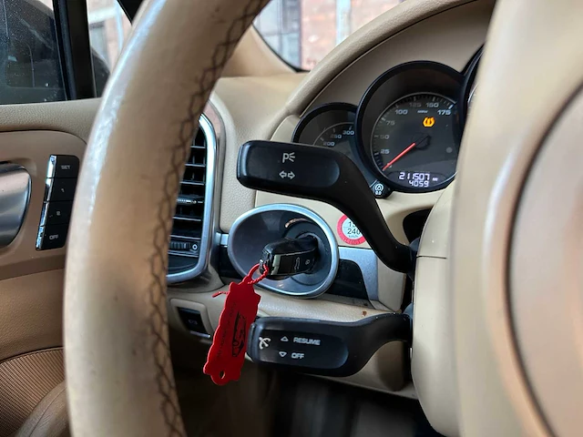 Porsche cayenne 3.6 v6 300pk 2012 - afbeelding 17 van  44