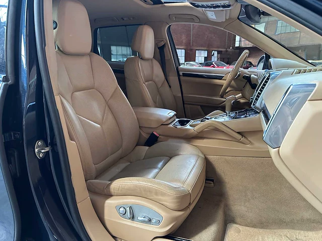 Porsche cayenne 3.6 v6 300pk 2012 - afbeelding 36 van  44