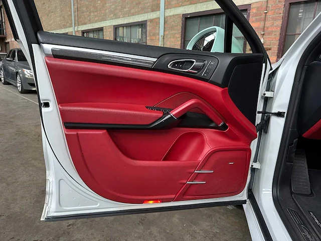 Porsche cayenne 3.6 v6 - afbeelding 32 van  46