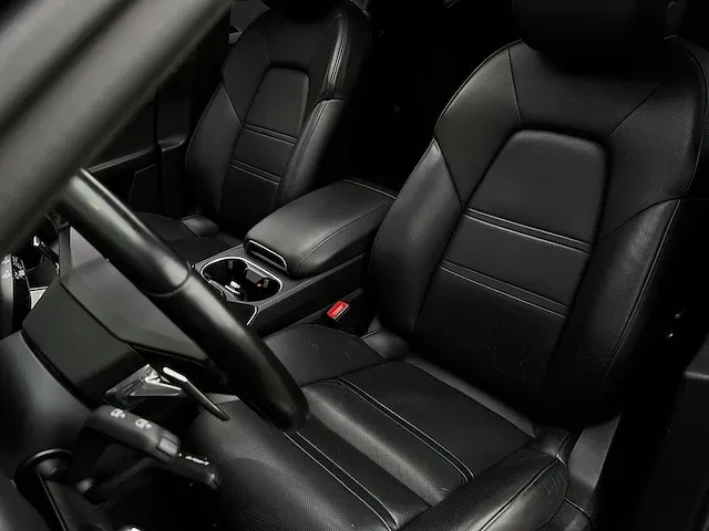 Porsche cayenne 4.0 turbo | l-949-rv - afbeelding 14 van  39