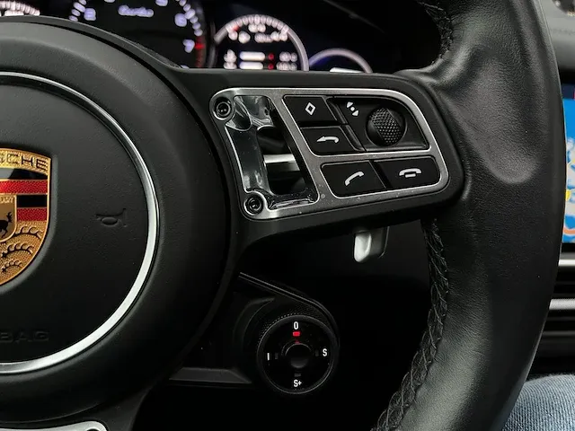 Porsche cayenne 4.0 turbo | l-949-rv - afbeelding 21 van  39