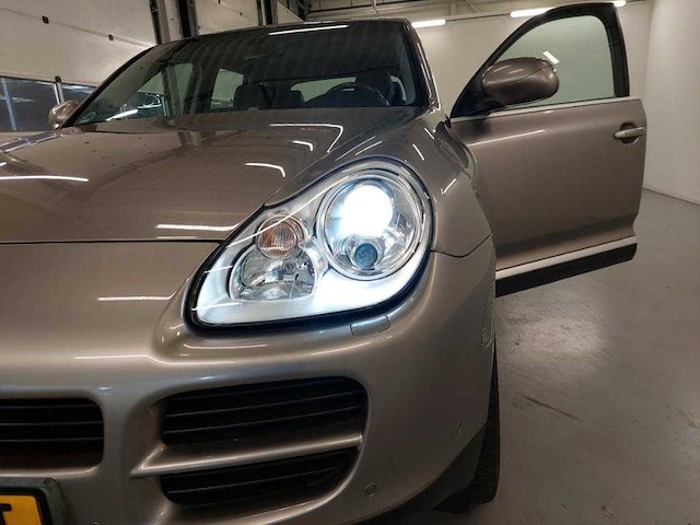 Porsche cayenne 4.5 s , 04-pf-zt - afbeelding 9 van  21