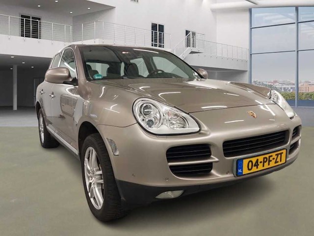 Porsche cayenne 4.5 s , 04-pf-zt - afbeelding 12 van  21