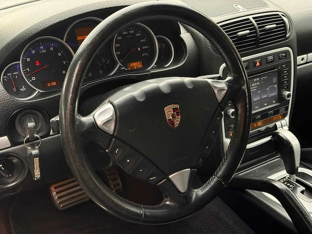 Porsche cayenne 4.5 s 2004 | 22-ns-jf - afbeelding 3 van  32