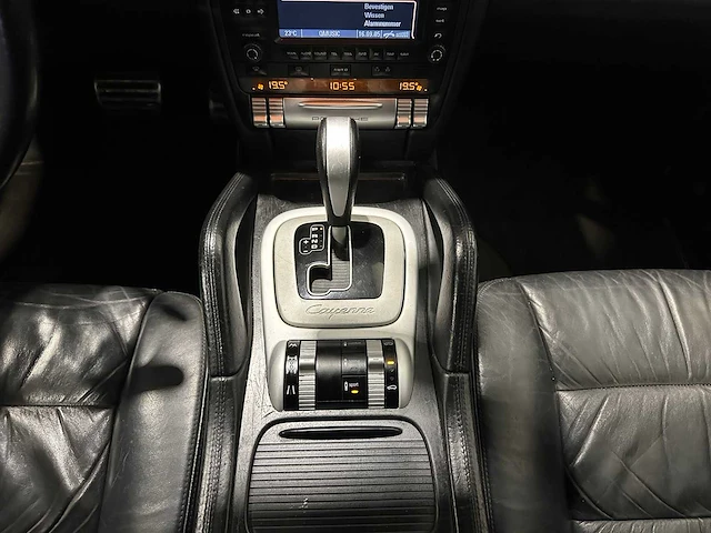 Porsche cayenne 4.5 s youngtimer 88-sn-xx - afbeelding 11 van  34