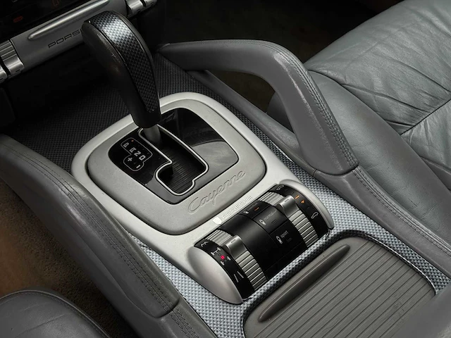 Porsche cayenne 4.5 turbo 2005 | a8-32-57 i - afbeelding 5 van  32