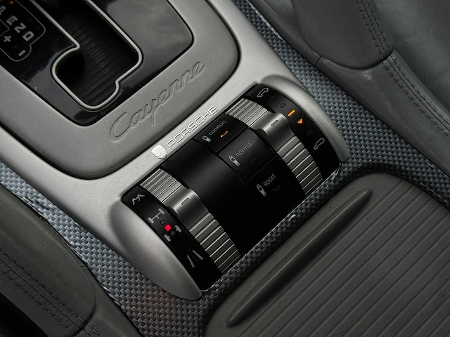 Porsche cayenne 4.5 turbo 2005 | a8-32-57 i - afbeelding 10 van  32