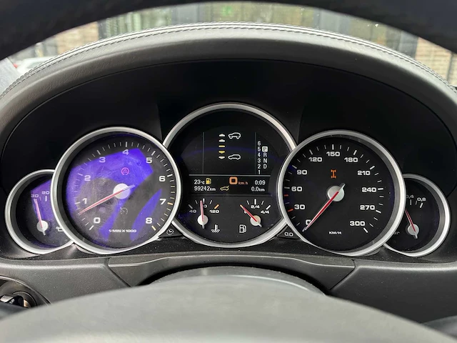 Porsche cayenne 4.5 turbo 2005 | a8-32-57 i - afbeelding 28 van  32