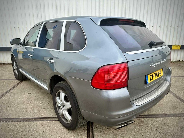 Porsche cayenne 4.5 turbo , zt-741-s - afbeelding 10 van  15