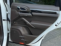 Porsche cayenne 4.8 s 2011 | 6-tgp-04 i - afbeelding 30 van  41