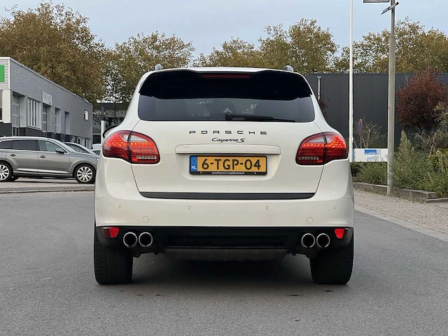 Porsche cayenne 4.8 s 2011 | 6-tgp-04 i - afbeelding 37 van  41