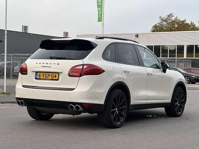 Porsche cayenne 4.8 s 2011 | 6-tgp-04 i - afbeelding 38 van  41