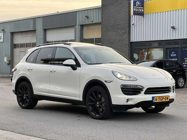Porsche cayenne 4.8 s 2011 | 6-tgp-04 i - afbeelding 40 van  41