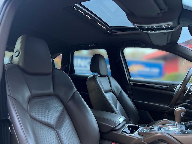 Porsche cayenne 4.8 s 2011 | 6-tgp-04 i - afbeelding 31 van  39