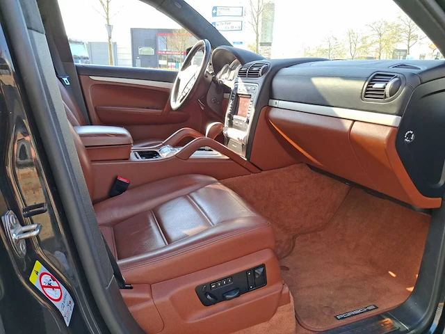 Porsche cayenne 4.8 turbo - 2007 - 500pk - afbeelding 14 van  39
