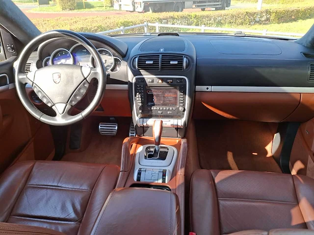Porsche cayenne 4.8 turbo - 2007 - 500pk - afbeelding 35 van  39