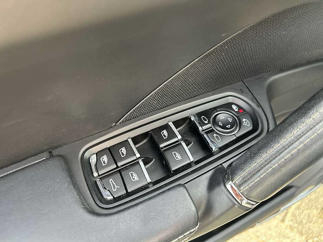 Porsche cayenne 4.8 turbo s | 5-zsv-57 - afbeelding 5 van  54