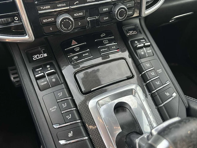 Porsche cayenne 4.8 turbo s | 5-zsv-57 - afbeelding 17 van  54