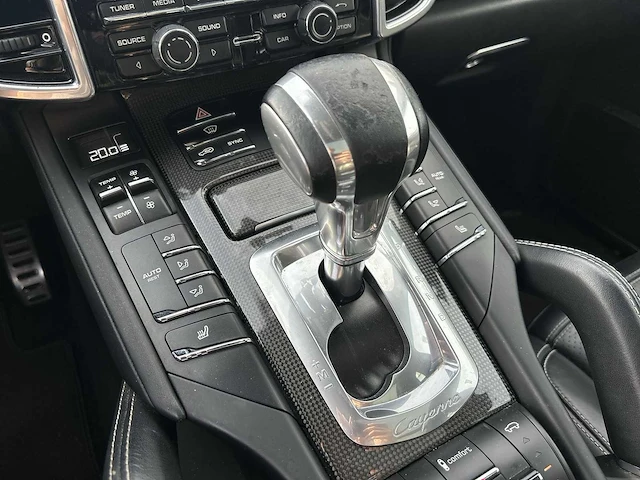 Porsche cayenne 4.8 turbo s | 5-zsv-57 - afbeelding 19 van  54