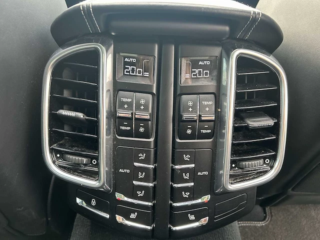 Porsche cayenne 4.8 turbo s | 5-zsv-57 - afbeelding 26 van  54