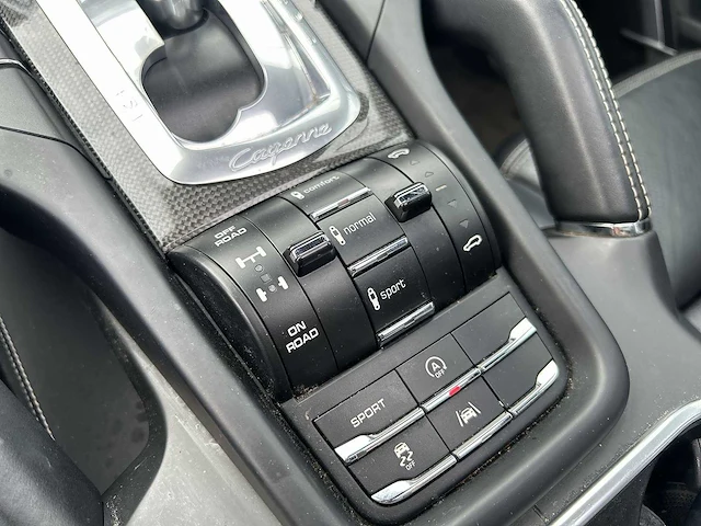 Porsche cayenne 4.8 turbo s | 5-zsv-57 - afbeelding 42 van  54