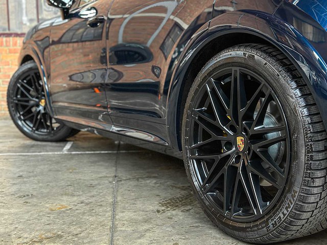Porsche cayenne coupe 4.0 v8 s 474pk 2024 (1e eigenaar) fabrieksgarantie - afbeelding 19 van  59