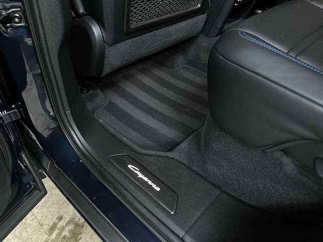 Porsche cayenne coupe 4.0 v8 s 474pk 2024 (1e eigenaar) fabrieksgarantie - afbeelding 44 van  59