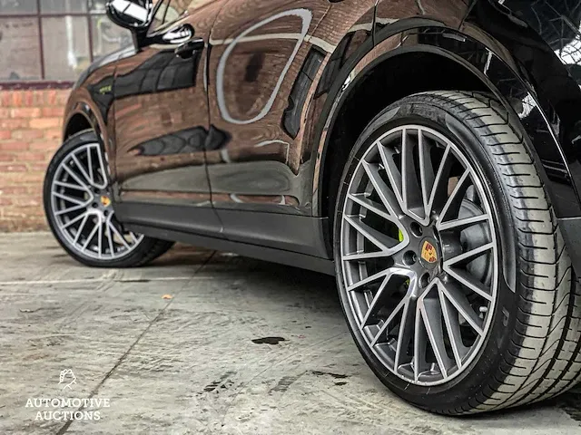 Porsche cayenne coupé e-hybrid 3.0 v6 462pk 2022 -fabrieksgarantie- - afbeelding 30 van  83