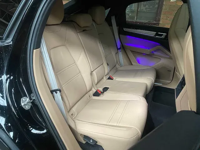 Porsche cayenne coupé e-hybrid 3.0 v6 462pk 2022 -fabrieksgarantie- - afbeelding 65 van  83
