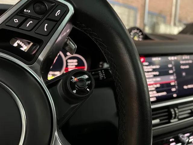 Porsche cayenne coupé e-hybrid 3.0 v6 462pk plugin-hybride 2019 -orig. nl-, g-335-hd - afbeelding 32 van  77