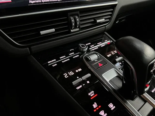 Porsche cayenne coupé e-hybrid 3.0 v6 462pk plugin-hybride 2019 -orig. nl-, g-335-hd - afbeelding 51 van  77
