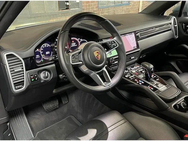 Porsche cayenne coupé e-hybrid 3.0 v6 sport-chrono 470pk 2020, l-842-ds - afbeelding 19 van  54